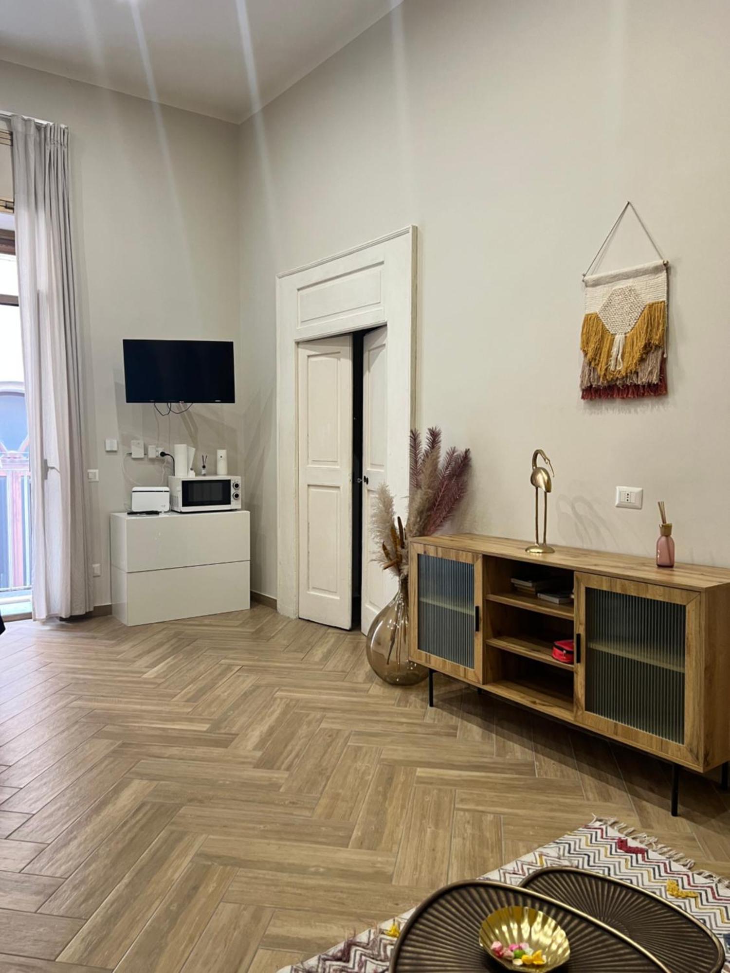 Scio' Apartment-Centro Storico- Napels Buitenkant foto