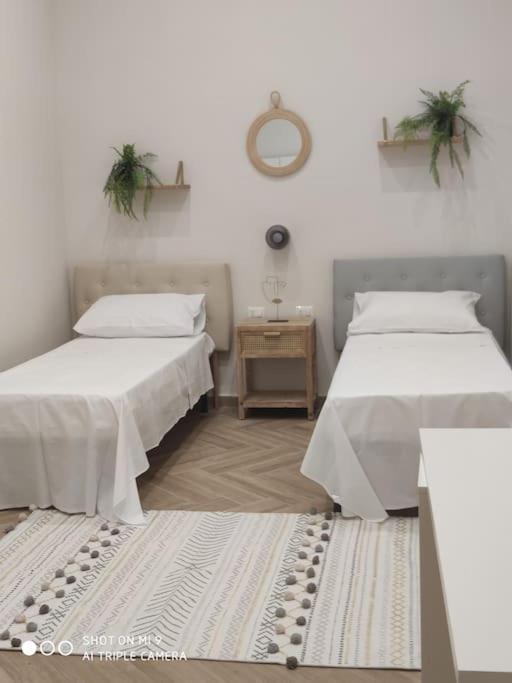 Scio' Apartment-Centro Storico- Napels Buitenkant foto