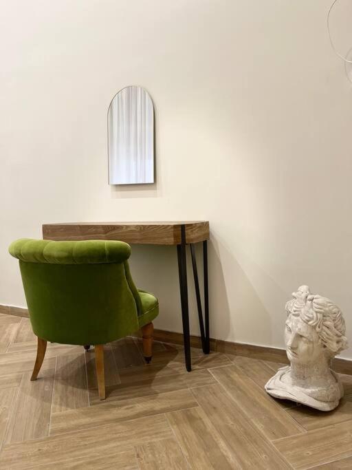 Scio' Apartment-Centro Storico- Napels Buitenkant foto